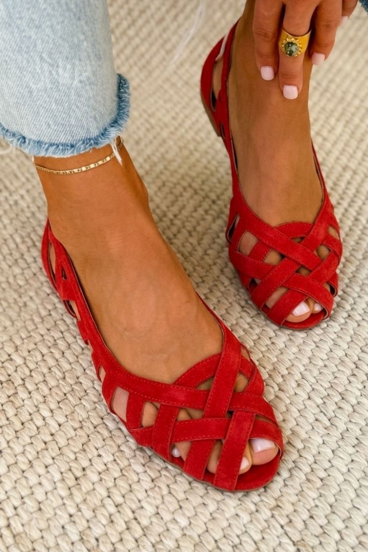 Zara - Sandalias planas de puntera abierta y tejido entrecruzado