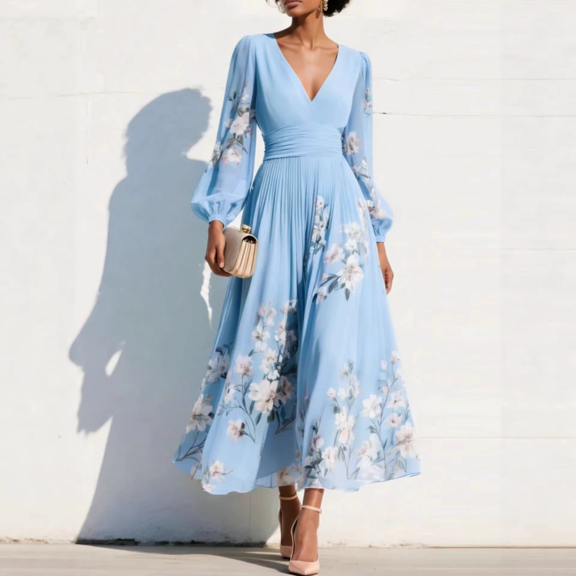 Serafina – vestido plisado con escote en V