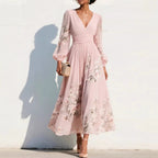 Serafina – vestido plisado con escote en V