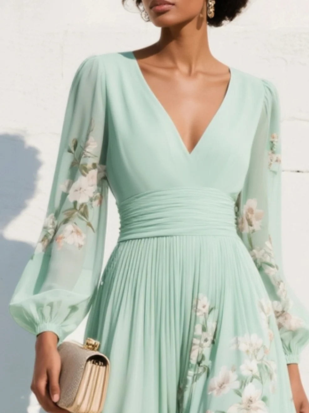 Serafina – vestido plisado con escote en V