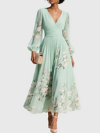 Serafina – vestido plisado con escote en V